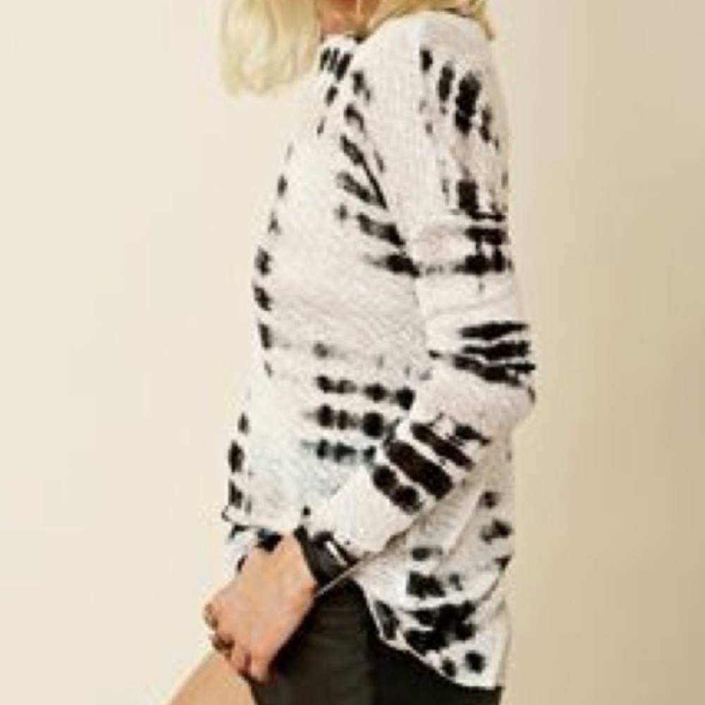🔥SALE $15🔥 Generation Love 🆕 Judi Tie dye top